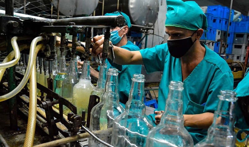 Empresa de Bebidas y Refrescos 07.jpg